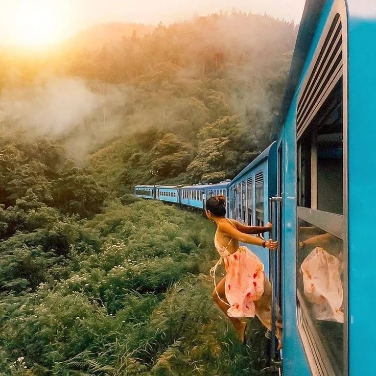 sri lanka train travel