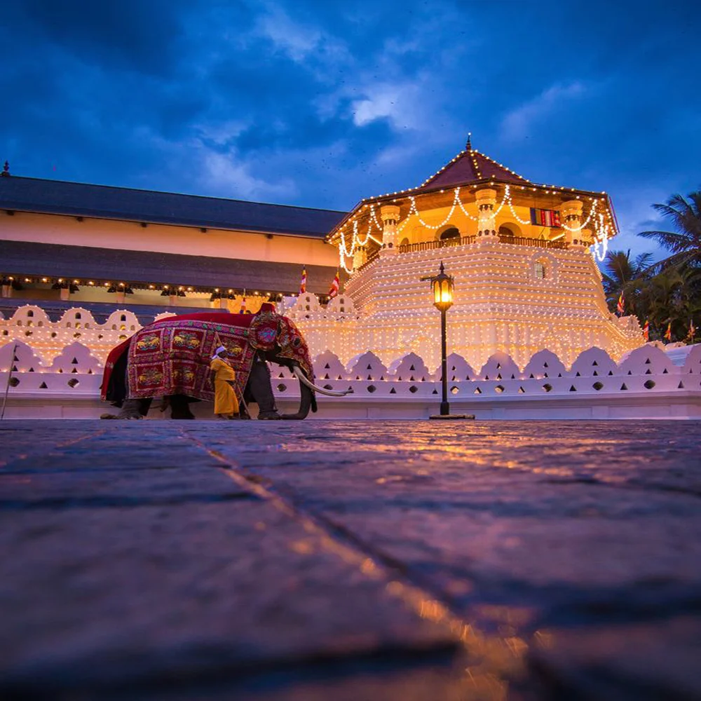 Sri-Dalada-Maligawa-Kandy